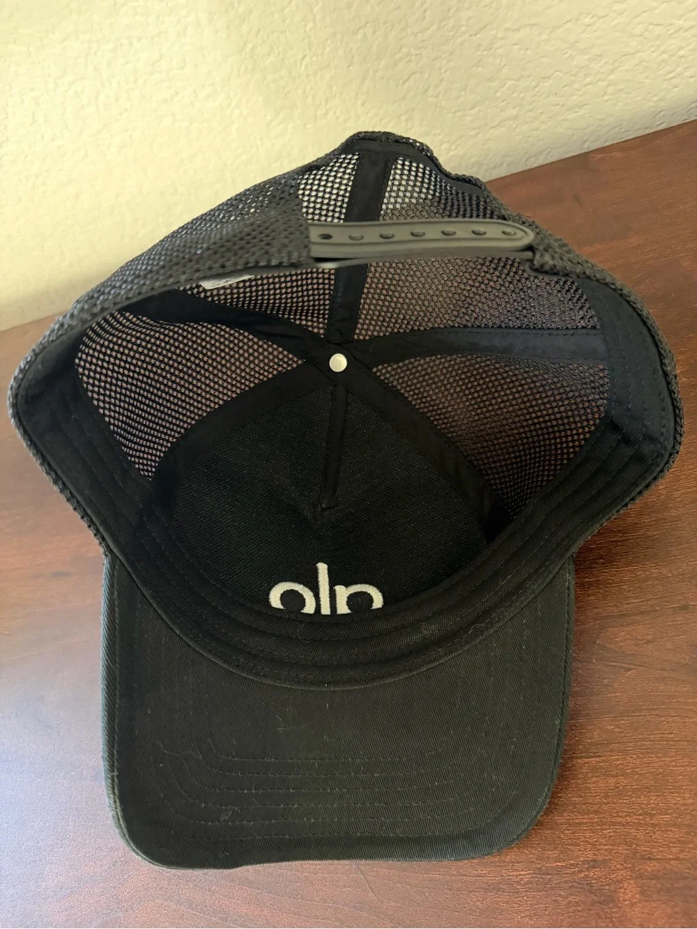BRAND NEW: ALO Yoga District Trucker Hat